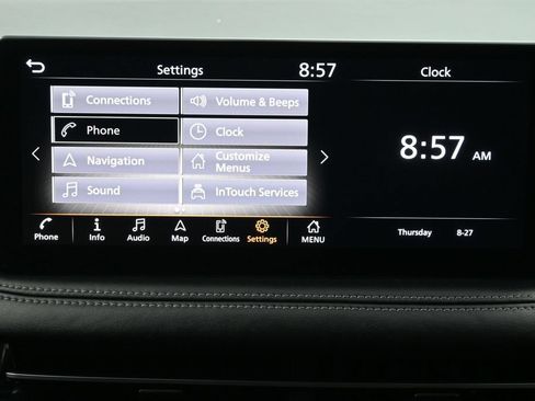 Used 2023 INFINITI QX60 Luxe w/ Cargo Package FWD image 10