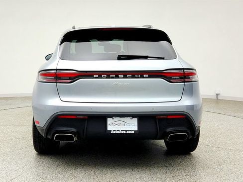 Used 2025 Porsche Macan AWD/4WD image 6