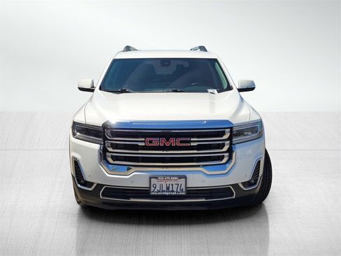 Used 2023 GMC Acadia SLT image 2