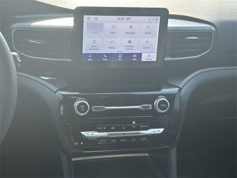 Used 2024 Ford Explorer ST-Line w/ Class IV Trailer Tow Package image 28