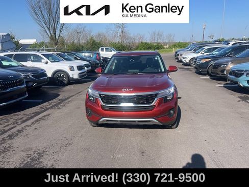 Certified 2023 Kia Seltos S w/ Navigation Package image 2