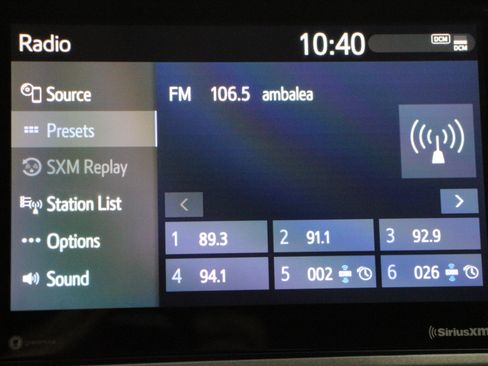 Used 2021 Toyota Tacoma SR5 AWD/4WD image 14