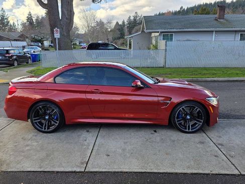 Used 2017 BMW M4 Base 2dr Convertible image 4