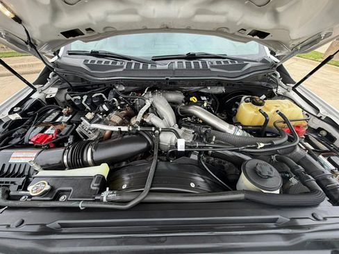 Used 2020 Ford F250 XLT w/ XLT Value Package image 29