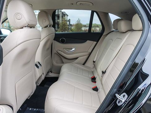 Certified 2022 Mercedes-Benz GLC 300 4MATIC image 17