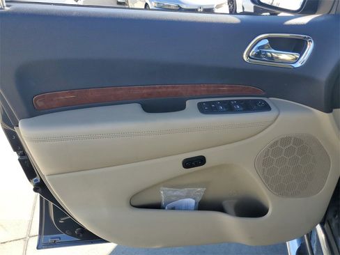 Used 2014 Dodge Durango Limited w/ Mopar Chrome Appearance Group image 20