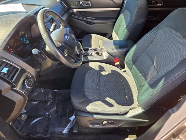 Used 2018 Ford Explorer XLT FWD image 10