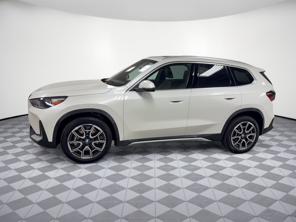 Certified 2026 BMW X1 xDrive28i AWD/4WD image 2