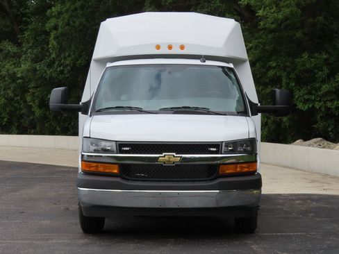 New 2024 Chevrolet Express 3500 Work Van w/ Power Convenience Package image 15