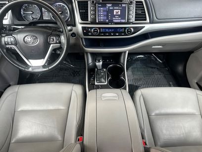 Used 2015 Toyota Highlander XLE