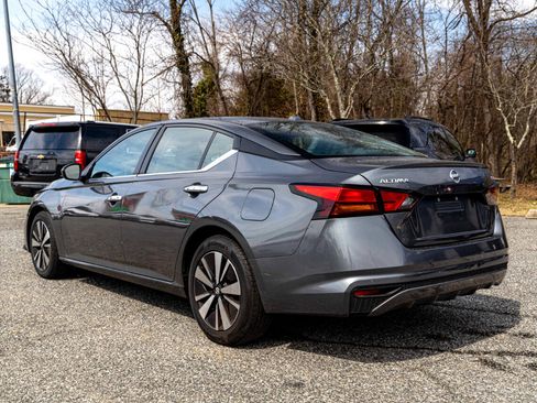 Used 2022 Nissan Altima 2.5 SV image 4