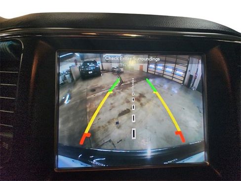 Used 2018 Jeep Grand Cherokee Limited w/ Trailer Tow Group IV image 15