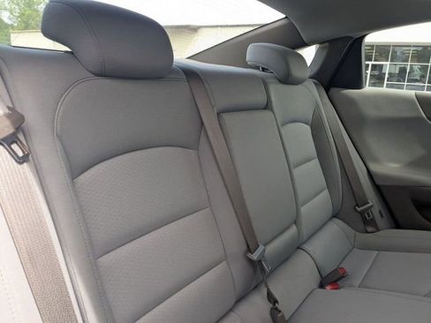 Used 2024 Chevrolet Malibu LT FWD image 37