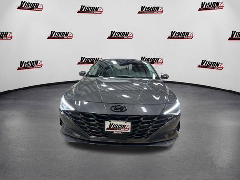 Used 2023 Hyundai Elantra Limited image 2