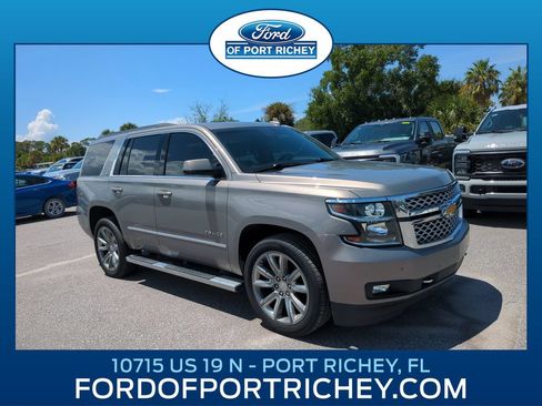 Used 2018 Chevrolet Tahoe LT w/ LT Signature Package RWD image 1
