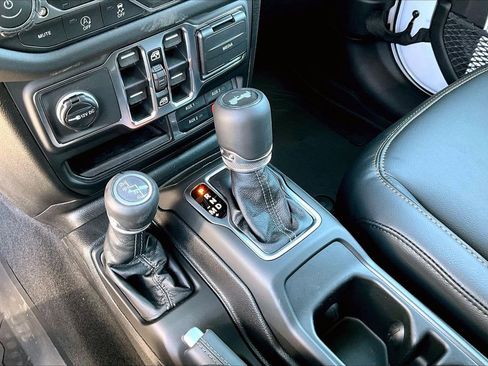 New 2026 Jeep Wrangler Sahara image 30