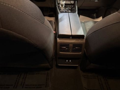 Certified 2025 Nissan Rogue SV image 23