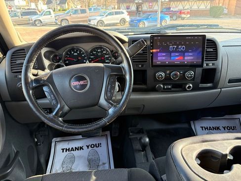 Used 2013 GMC Sierra 2500 SLE AWD/4WD image 28
