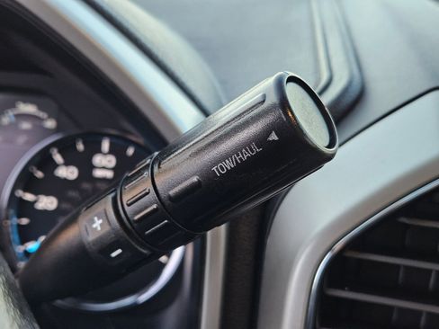 Used 2019 Ford F350 Lariat w/ Lariat Ultimate Package image 29