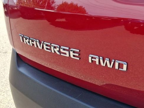 Used 2023 Chevrolet Traverse LT AWD/4WD image 31