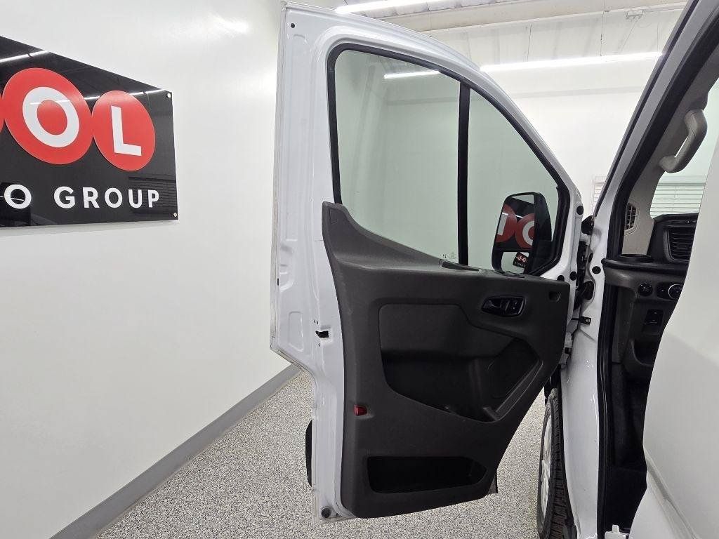 Used 2021 Ford Transit 250 Low Roof w/ Exterior Upgrade Package RWD image 23
