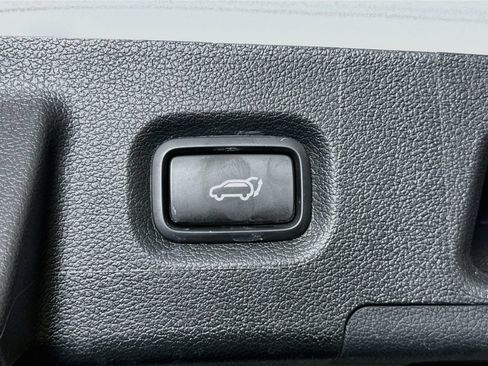Certified 2023 Hyundai Santa Fe SEL Premium w/ Cargo Package AWD/4WD image 33