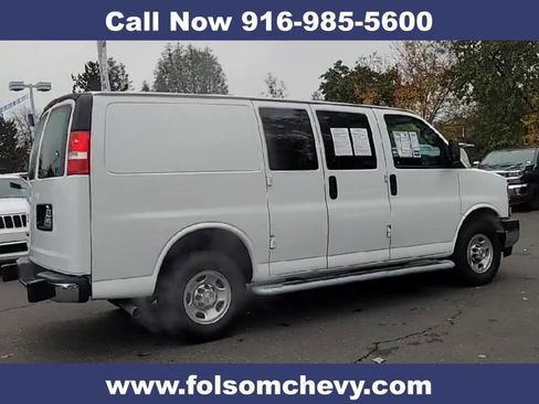 Used 2024 Chevrolet Express 2500 w/ Driver Convenience Package image 10
