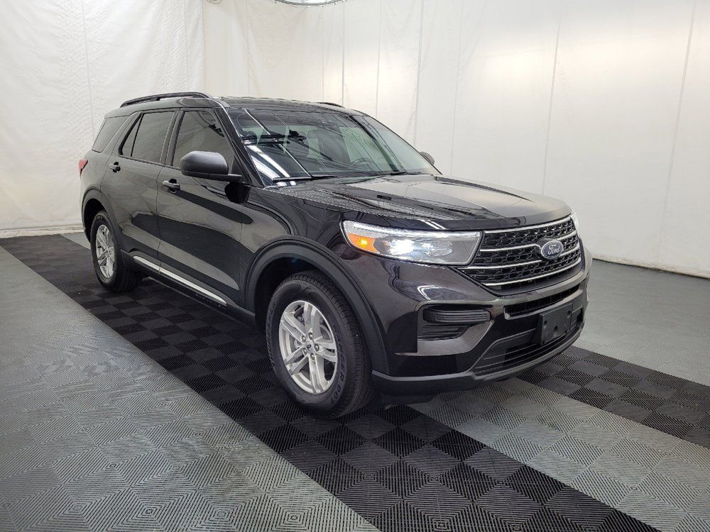 Used 2021 Ford Explorer XLT AWD/4WD image 13