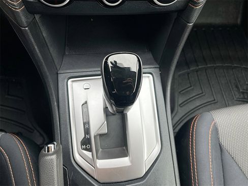 Used 2022 Subaru Crosstrek 2.0i Premium image 16