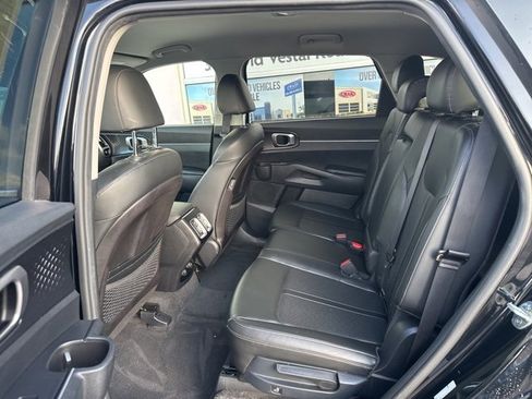 Certified 2021 Kia Sorento S image 22