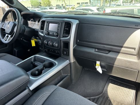 Used 2024 RAM 1500 Warlock w/ Trailer & Traction Group AWD/4WD image 11
