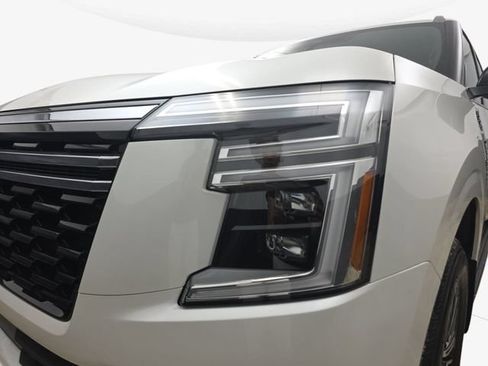 New 2026 Nissan Armada SL w/ Captain's Chari Seat Package AWD/4WD image 29