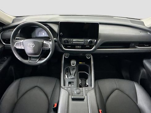Used 2026 Toyota Grand Highlander FWD image 13