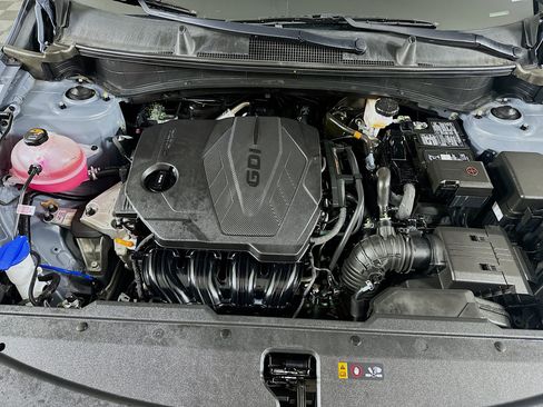 Used 2025 Kia Sportage LX FWD image 31