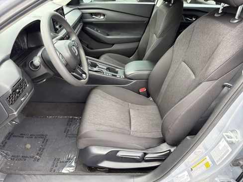 Used 2025 Honda Accord LX image 16