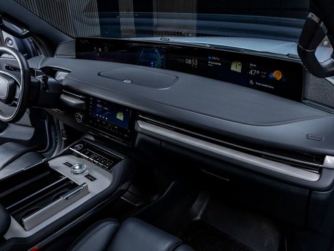 Used 2025 Lincoln Navigator L Reserve w/ Jet Appearance Package image 18