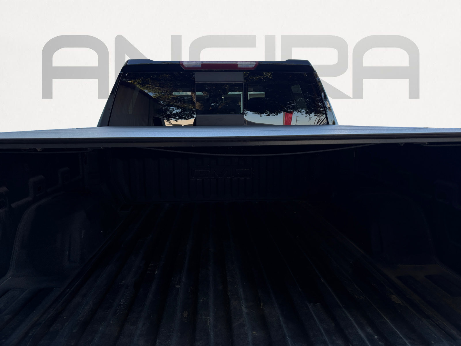 Used 2023 GMC Sierra 1500 SLT AWD/4WD image 12