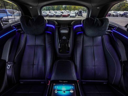 Used 2023 Mercedes-Benz Maybach GLS 600 Maybach GLS 600 image 82