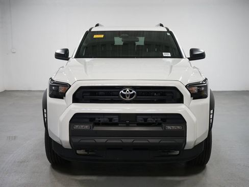 Used 2025 Toyota 4Runner SR5 image 2