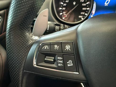Used 2020 Maserati Levante S GranSport AWD/4WD image 21