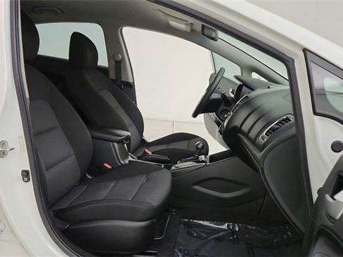 Used 2017 Kia Forte LX image 26