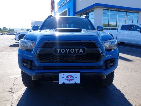 Certified 2018 Toyota Tacoma TRD Pro AWD/4WD image 11