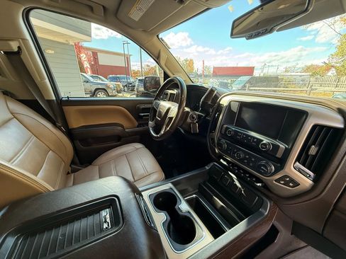 Used 2018 GMC Sierra 2500 Denali w/ Suspension Package, Off-Road image 37