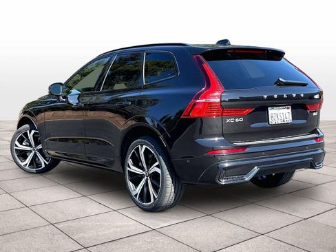 Used 2023 Volvo XC60 B6 Ultimate w/ Protection Package Premier AWD/4WD image 15
