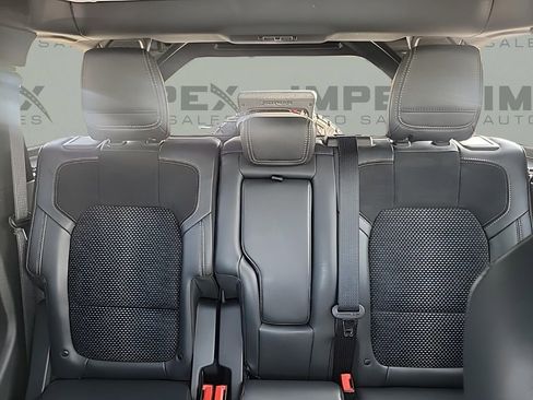 Used 2023 Ford Bronco Raptor image 11