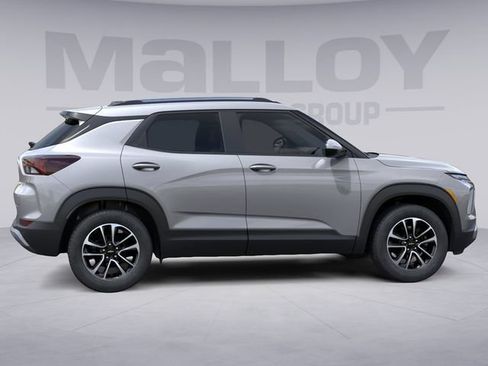 New 2026 Chevrolet TrailBlazer LT w/ Convenience Package FWD image 6