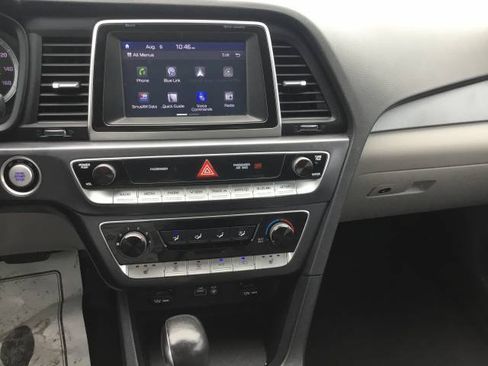 Used 2018 Hyundai Sonata SEL FWD image 16