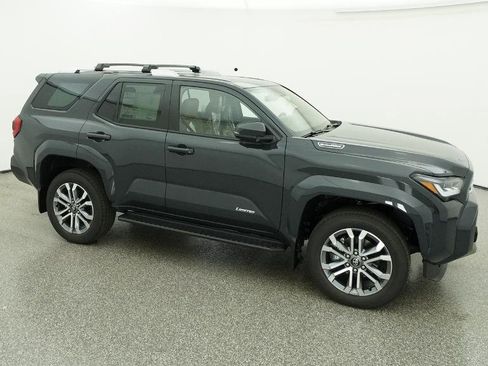 New 2025 Toyota 4Runner Limited image 15