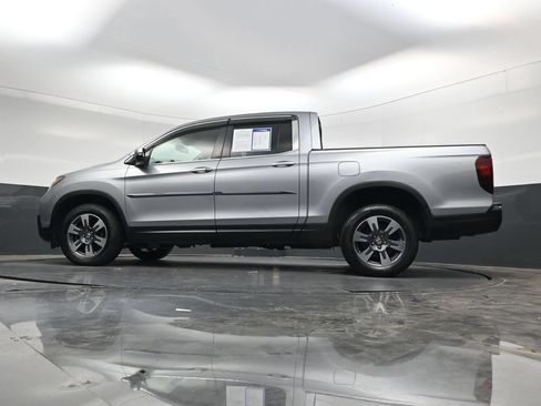 Used 2018 Honda Ridgeline RTL-T image 34