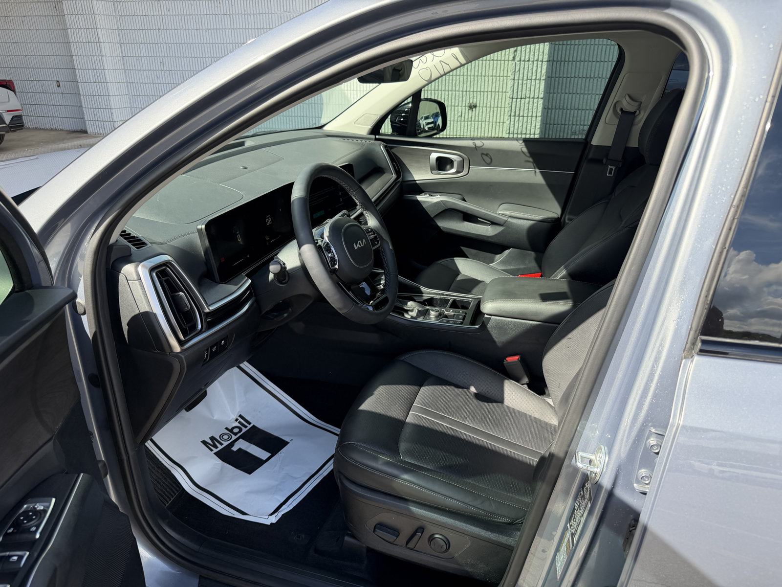 Used 2025 Kia Sorento X-Line EX AWD/4WD image 21